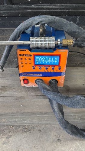 Auto welding equipment spot - auto,