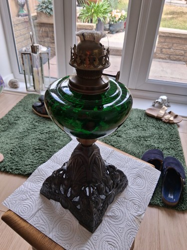 Beautiful emerald green glass - beautiful,