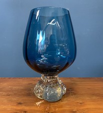 Vintage Art Glass Vase /