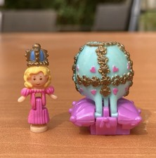 1994 Polly Pocket Pretty Egg Surprise Ring Queen Doll Bluebird
