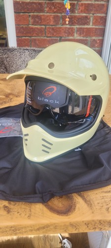 Motorcycle helmet size medium - helmet,