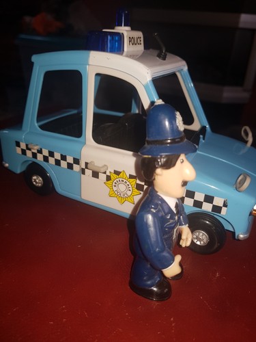 Vintage 2006 postman pat - vintage,