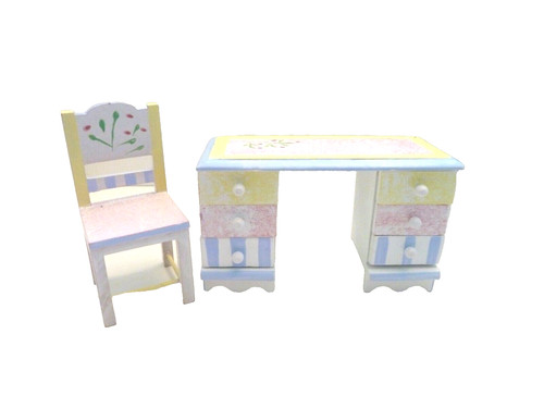 Dolls house dressing table and - dolls,