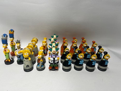 The simpsons 1998 chess set - simpsons,