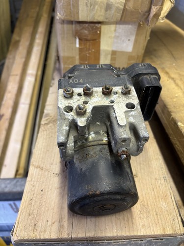 Mitsubishi l200 abs - mitsubishi, pump
