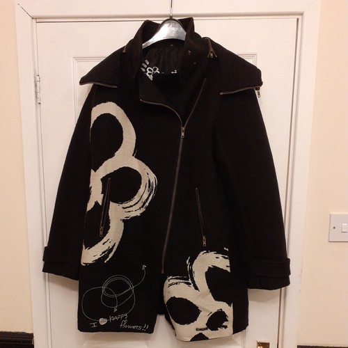 Beautiful desigual black coat - desigual,