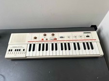 Casio Casiotone MT40