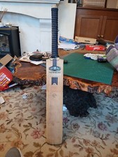 Newbery Grizzly Limited Edition Pink Stripes Hammer Edge Cricket Bat 