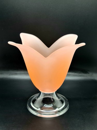 Vintage pink glass tulip vase - glass,