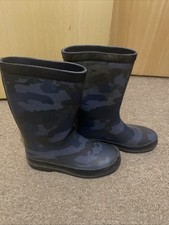 Next Boys Blue Camo Rubber