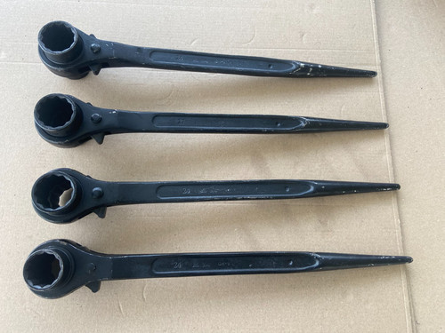 Ratchet socket podger - ratchet,