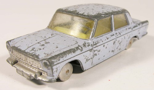 Corgi toys 217 fiat 1800 - toys,