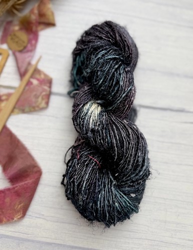 Recycled sari silk - yarn, for