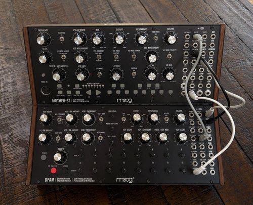 Moog dfam analog drum - analog,