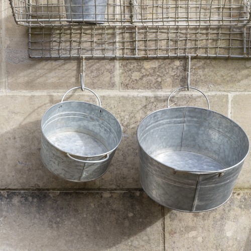 Zinc bucket with - with,