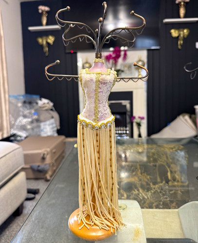 Vintage jewellery display - jewellery,