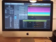 Apple iMac 21.5in 2011 with