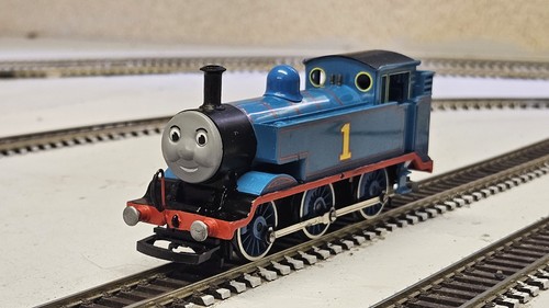Hornby thomas the tank engine - thomas,