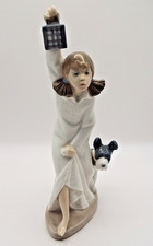 NAO LLADRO 22 cm YOUNG GIRL & HER DOG CARRYING A LANTERN 'NIGHT LIGHT'