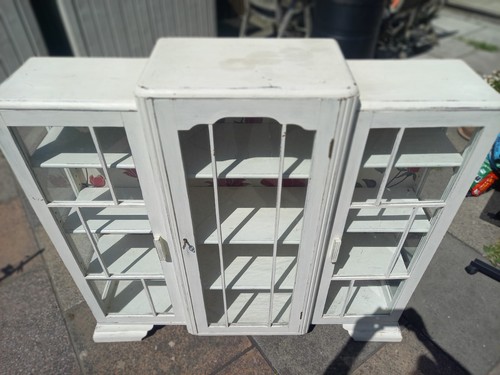 Shabby chic display cabinet - shabby,