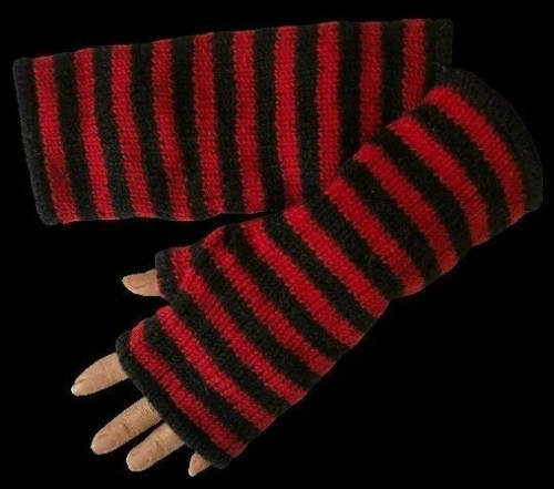 Hand knitted lined wool - lined, wrist