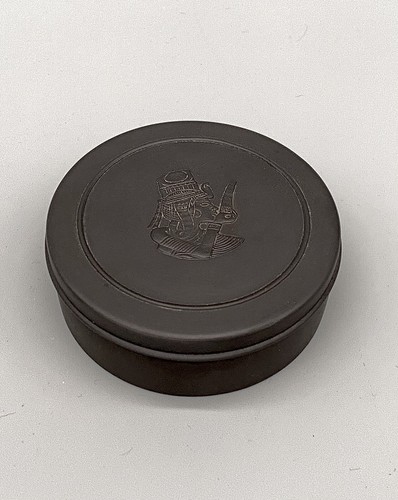 Wedgwood black basalt - black,