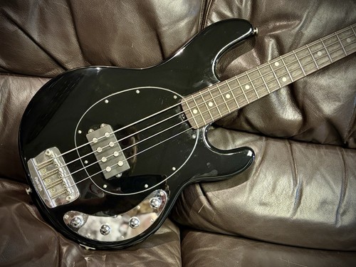 Music man stingray - stingray, 3eqh