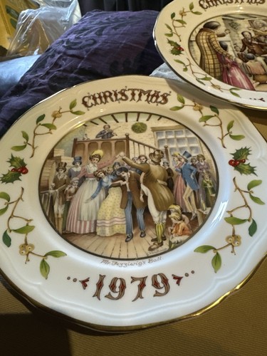Aynsley christmas plates a - plates, –