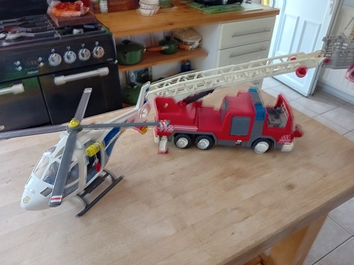 Playmobil inc 1996 fire - 1996,