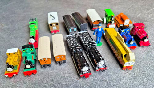 Thomas the tank engine - thomas,