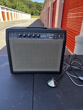 Fender Vibro Champ Amp AA764