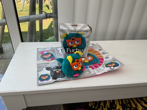 Furby toy collectable - toy,