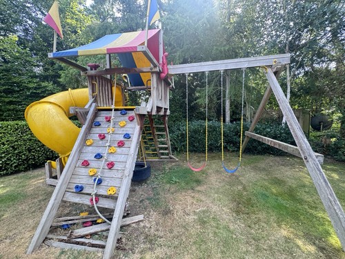 Large wooden climbing frame - large,