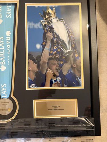 Jamie vardy signed photo with - jamie,
