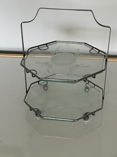 Vintage chrome tier - vintage, 2