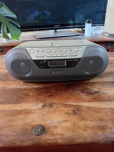 Sony cfds05 mega bass boombox - sony,