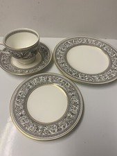 Wedgwood Florentine Black Dragon W4312   4 Pc Set: Salad, Bread, Cup And Saucer