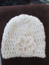 LADIES HAND CROCHETED BEANIE HAT WITH SIDE FLOWER ASSORTED COLOURS BNWOT
