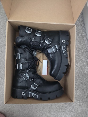 New rock reactor boots - reactor,