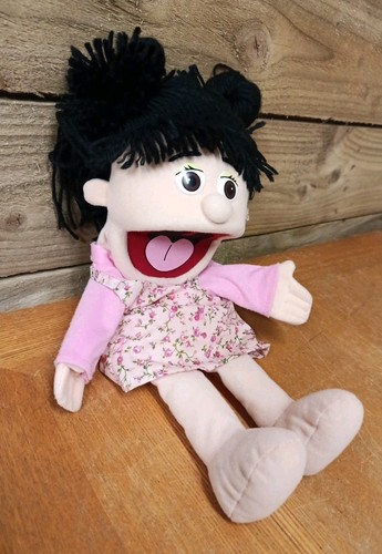 Silly puppets com - silly,