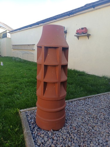 Heavy terracotta chimney pot - heavy,