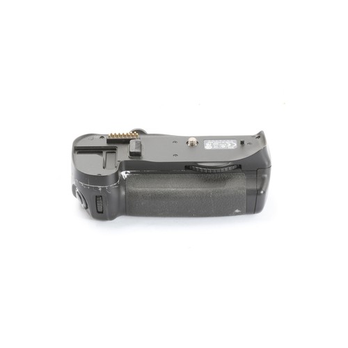Nikon vertical grip - nikon, mb-d10