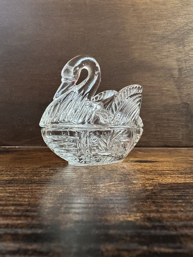 Lead crystal swan lidded - crystal,