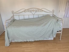 Laura Ashley - Alice Day Bed -Excellent Condition. NO Trundle BED! NO Mattress