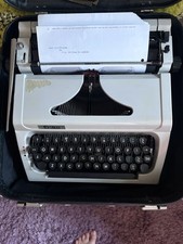 Vintage Erika Typewriter Model