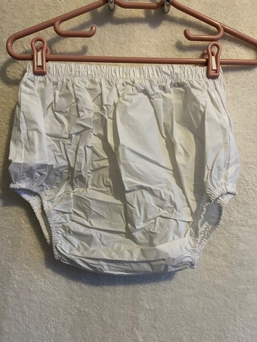 White semi textured adult - textured,
