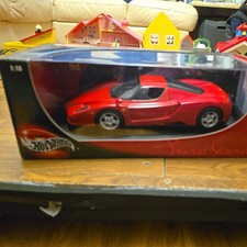 1:18 Scale Hot Wheels Ferrari