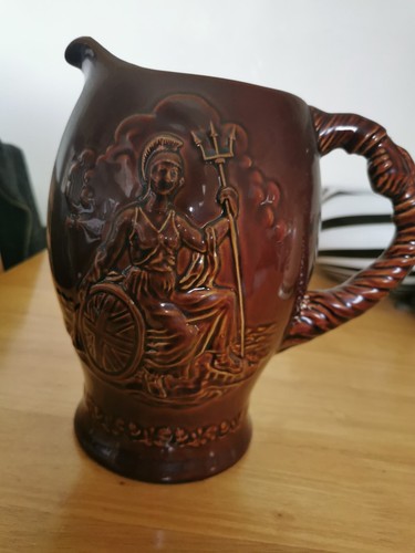 Crown devon none musical jug - crown,