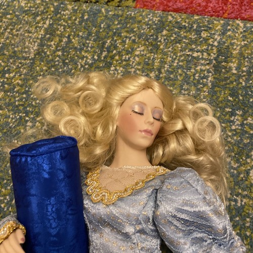 Franklin mint sleeping - franklin,