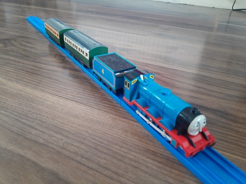 Tomy thomas trackmaster gordon - thomas,